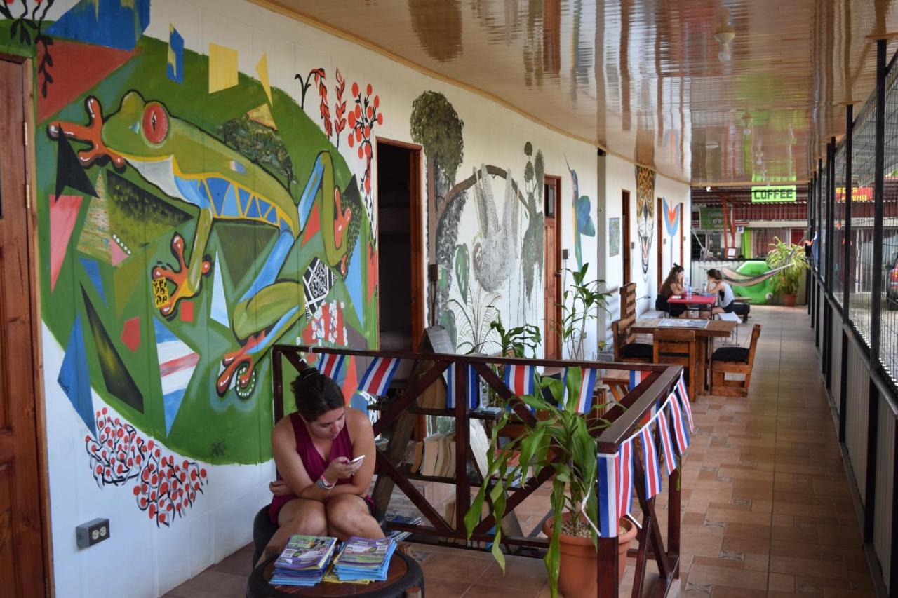 Arenal Container Hostel La Fortuna Eksteriør bilde