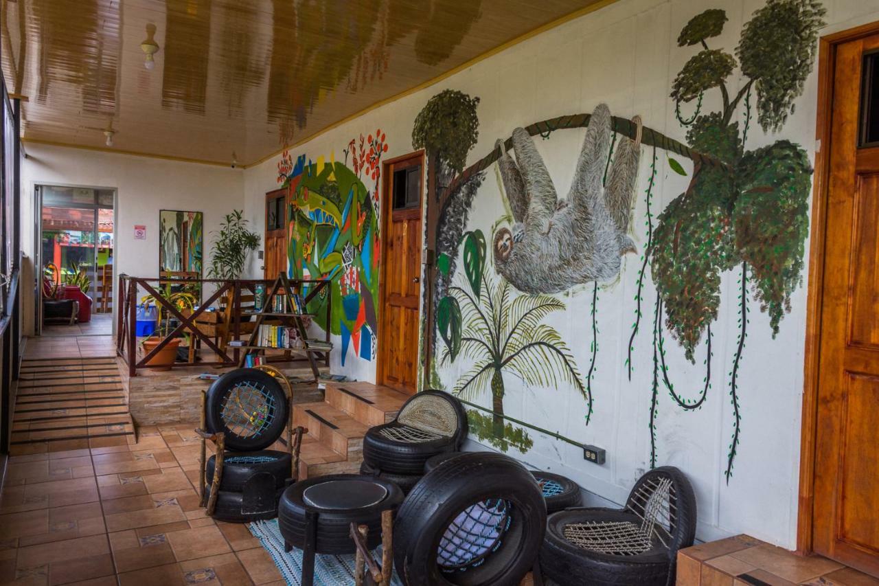 Arenal Container Hostel La Fortuna Eksteriør bilde