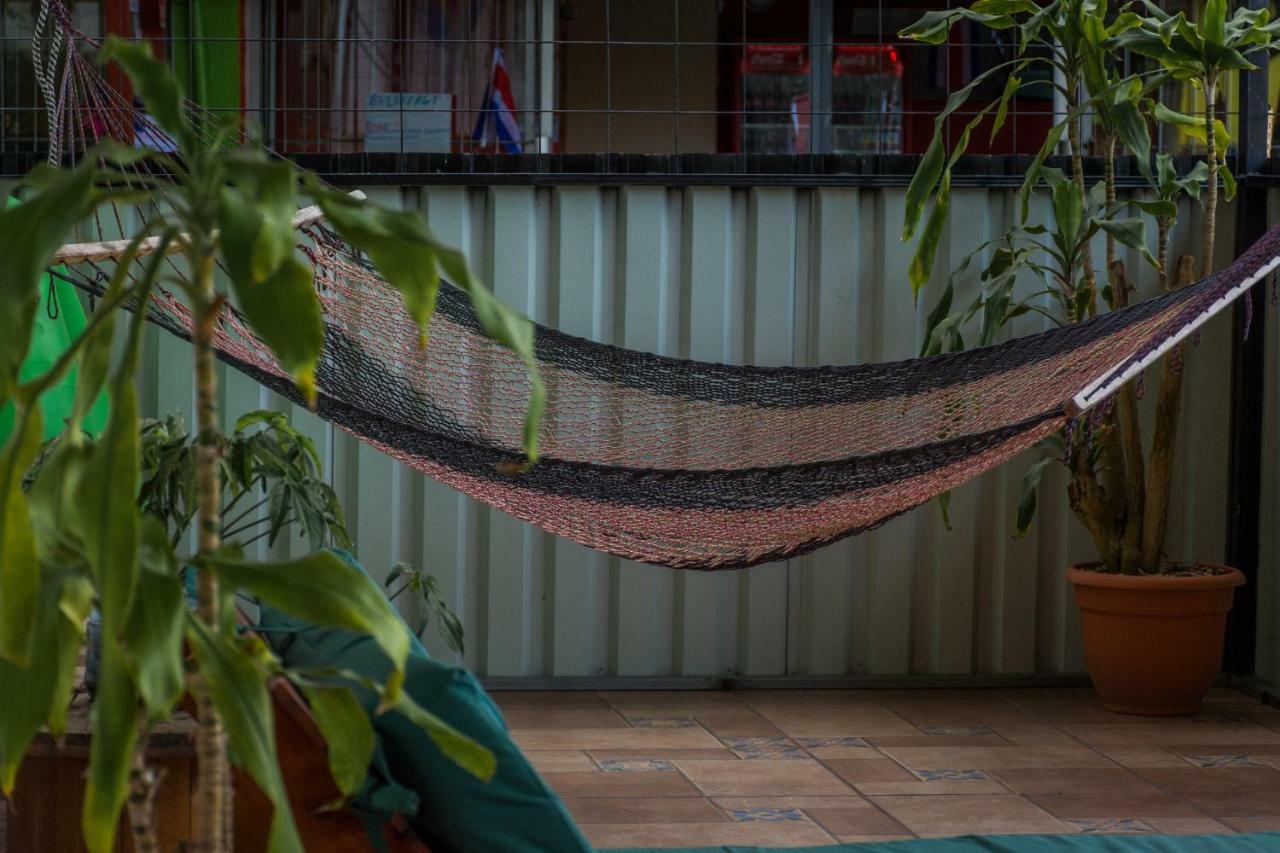Arenal Container Hostel La Fortuna Eksteriør bilde